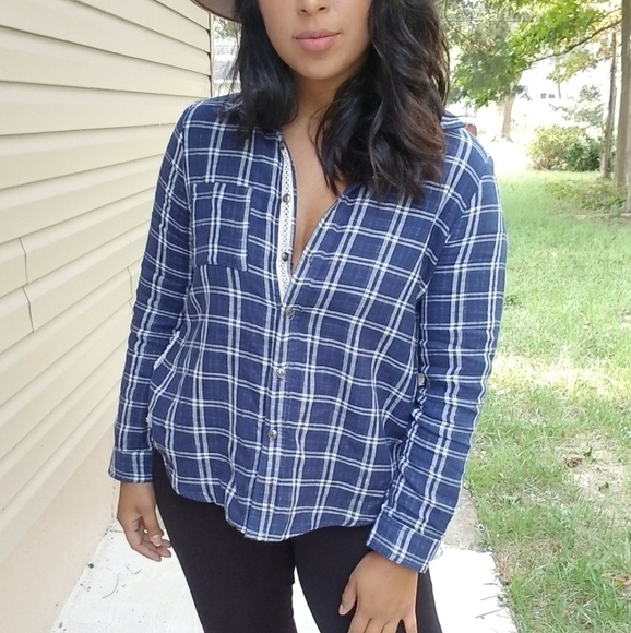 PRETTY IN PLAID BLUE CREAM SHIRT TOP - Picture 5 of 15